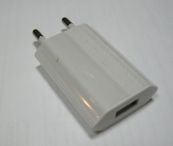 Адаптер питания 220V-USB 1A плоский белый